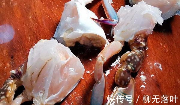 极速降温,煲个暖心又暖胃的蟹肉粥,就是舒服！