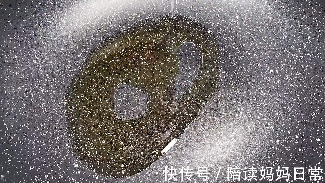 炒蒜苔时切记不要直接下锅炒，多加2步脆嫩入味营养又下饭 ，超赞