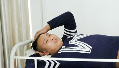 开关|经常失眠手上有个“睡眠开关”,睡前按按,或能一觉睡到大天亮