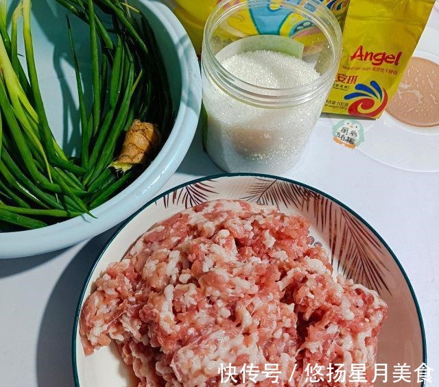 肉馅|大肉包子，暄软鲜香，一口气吃了三个！