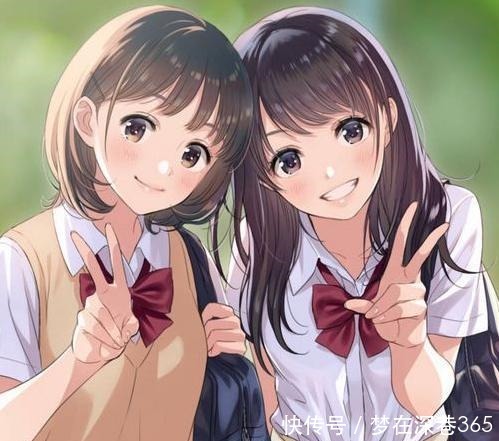 宠文众人皆知,听闻夫人生下家族唯一女娃,军长从军车里滚了下来