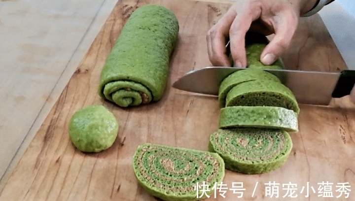 浓郁|分享一道菠菜花生卷的做法，暄软劲道，花生味浓郁，比花卷还好吃