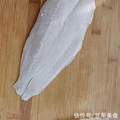 简单好上手的「涵小厨」柠香巴沙鱼，解决你的没胃口