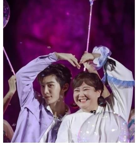 cp|范丞丞的大型双标现场,加饭CP太甜了