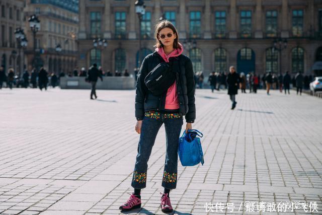 穿羽绒服+卫衣如何不臃肿找对下装是关键,4种显瘦搭配送你