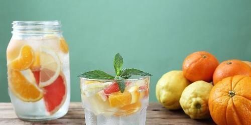 男性得了前列腺炎，少吃3种食物，贪嘴可能会加重病情