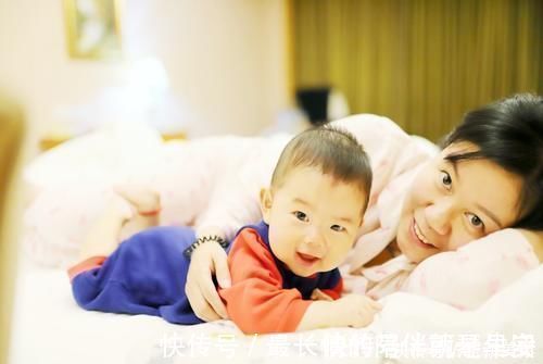 哺乳期|有一种“难”叫宝宝“犯奶瘾”,既可笑又可怜,宝妈:断奶太难了