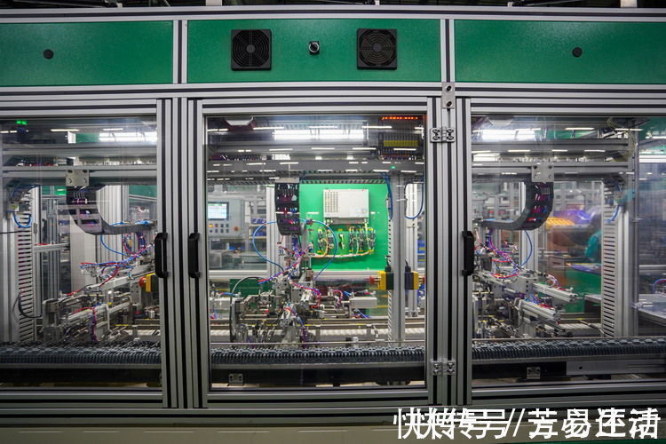 让“灯塔工厂”用上AI视觉,亚马逊云科技如何做到