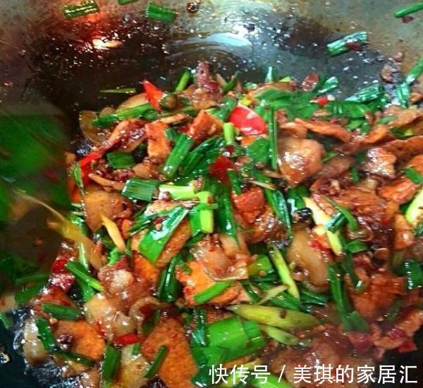 回锅肉|蒜苗回锅肉家常做法,香气扑鼻,美味下饭