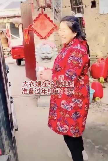 朱之文下厨做饭菜板发霉、刀生锈,有钱了卫生环境却脏乱差