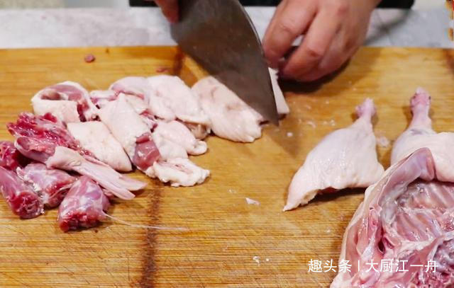 啤酒鸭这样做才好吃,不过油,不过水,出锅时满屋飘香