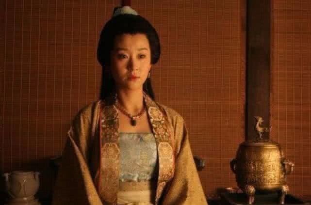 选择|程咬金看上五姓女的阀阅,抛弃原配夫人,选择和五姓女永远在一起