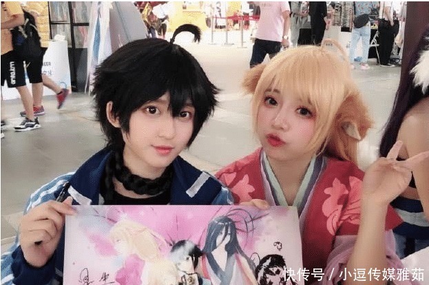 二次元|还记得cos涂山苏苏走红的王奕萌吗?当她卸妆后,美到让人心醉