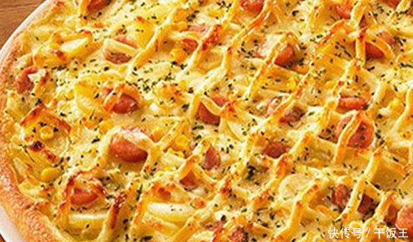 美食精选：香椿拌鱼片，金针菇炒青椒肉丝，辣爆肚丝，土豆披萨的做法