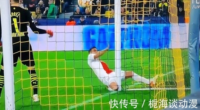 硬汉|老裆宜撞？欧冠硬汉要害撞门柱 赛后笑称：我那里很强
