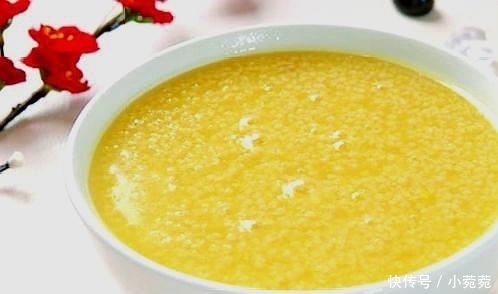 熬小米粥时，万万不可直接下锅，多加这1步，保证出油又好喝