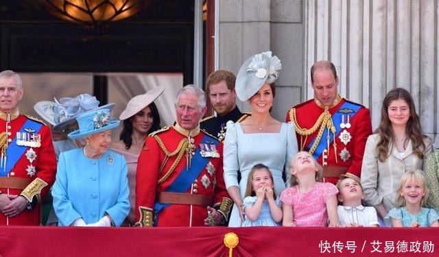 不堪|英国皇室姓氏由来:不堪人民怒火,乔治五世被迫将姓氏改成温莎