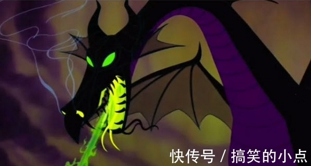 沙雕|揭秘迪士尼绿背景,坐魔毯全靠平衡力,大海变娃娃池,现场太沙雕