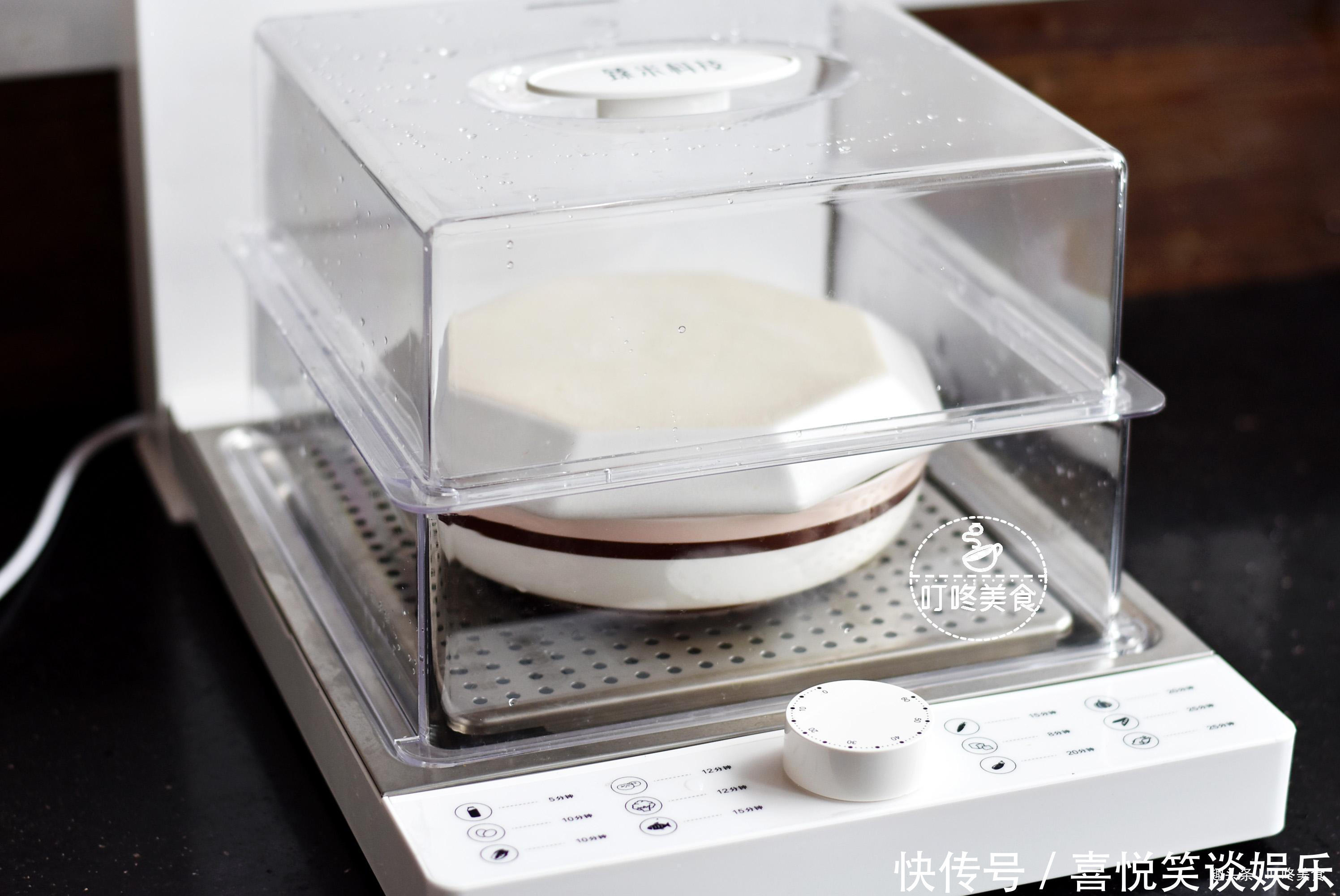 鸡蛋羹|蒸鸡蛋羹时,别直接加水就蒸,学会这些技巧,鸡蛋更嫩滑,无气孔