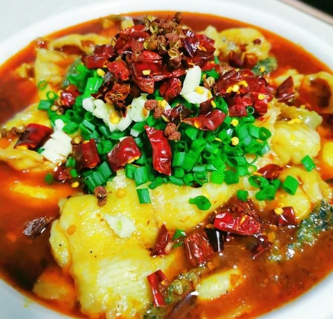 百吃不厌的几道家常菜，色泽诱人，吃一口满嘴香，味道好极了