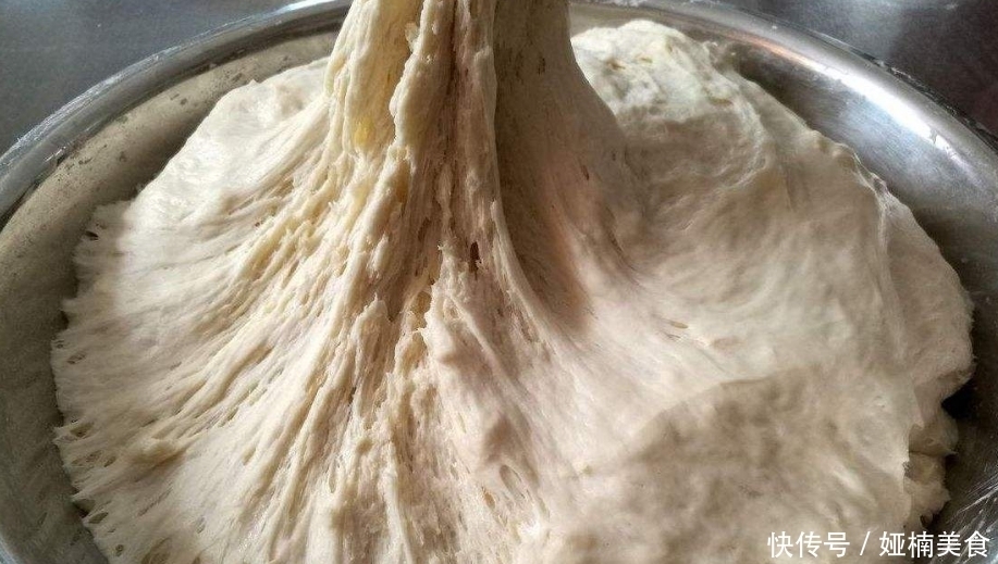 馒头店老板:发面别用酵母白糖,多加一样东西,10分钟发一大盆!