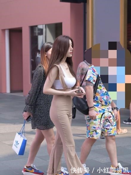 背带裤|背带裤才是当今的主流,爱美的妹子们别错过了