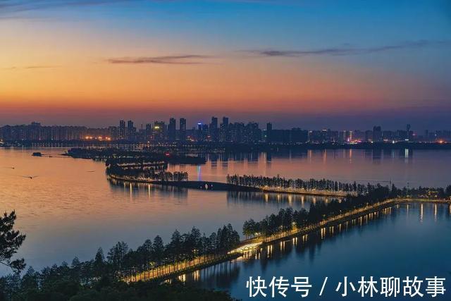 上海|深度分析,“井喷”的上海户口将如何影响楼市