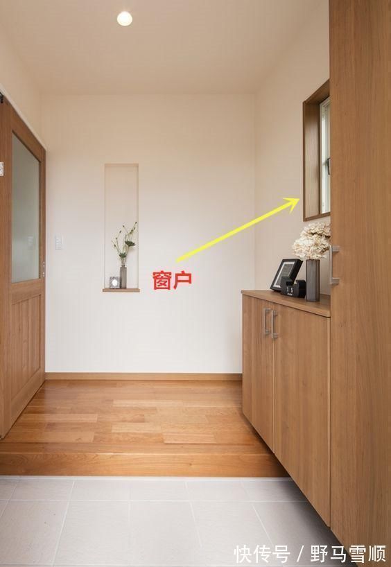 设计|日本的玄关设计太值得学习了,下沉5公分,柜子一半悬空一半落地