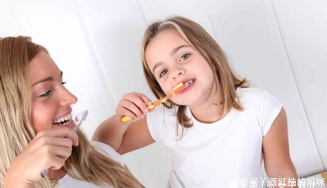 刷牙|父母做好2件事儿,轻松让宝宝爱上刷牙,有效地正确刷牙