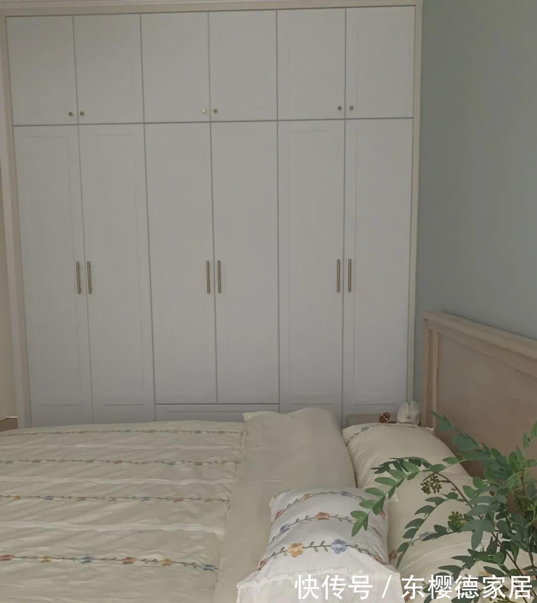 乳胶漆|102平温馨家,坚持“素墙”主义,实用性满分,果然越简单越耐看