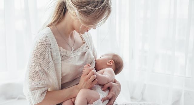 蛋白质|哺乳期饮食讲究多,5类不适合哺乳期吃的食物,妈妈再馋,也别吃