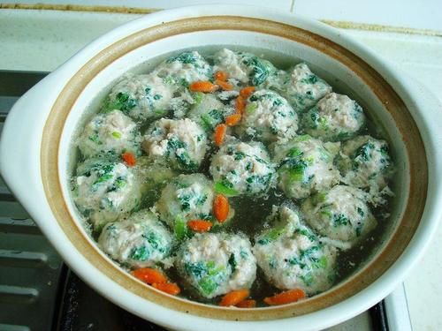 这肉丸子做法一定要吃，不腥不柴，香嫩弹滑，照做必好吃