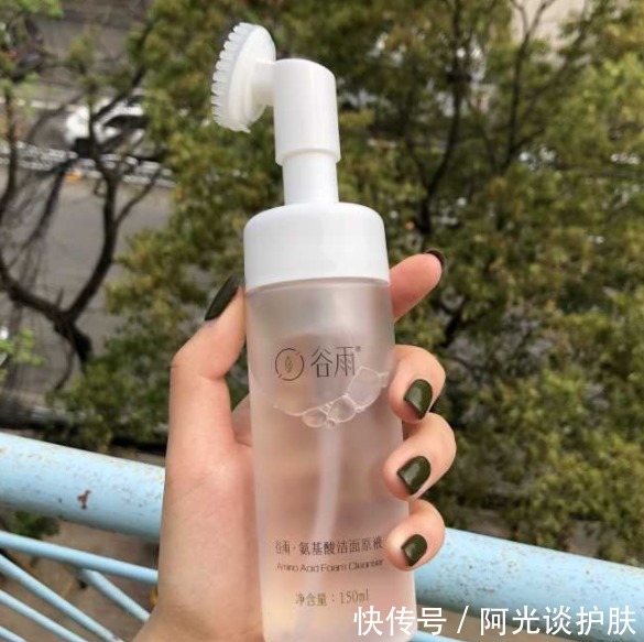 肤质|值得入手的五款网红护肤品,性价比高还好用,回购到停不下来!