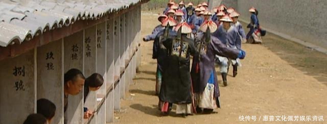 李卫|雍正王朝副主考李绂发现有人倒卖考题,为何三阿哥让他找李卫