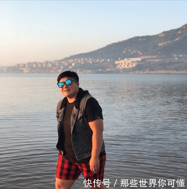 奥运冠军|奥运冠军巩立姣撞脸暖羊羊,身材虽然“大码”,玩起叠穿却很时髦!