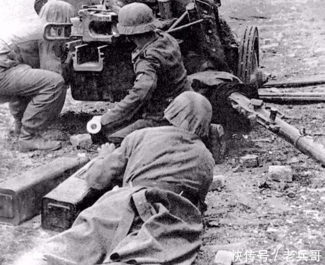 平均|斯大林格勒成杀人机器!保卫战中新兵活不过1天,军官平均活3天