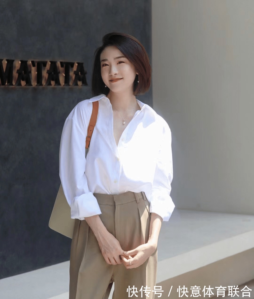 搭配 初秋,唯有“白衬衫”不可辜负,这些搭配思路太值得借鉴