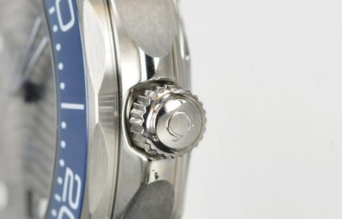 众多潜水腕表中，为什么大家偏爱这一款？