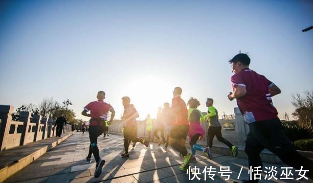 跑步|间歇性跑步不利于减肥，长期坚持等于白跑！减肥减脂应该这么跑