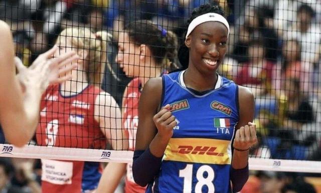 巨星|世界第一球星換人?女排巨星練成“葵花寶典”,朱婷地位受沖擊