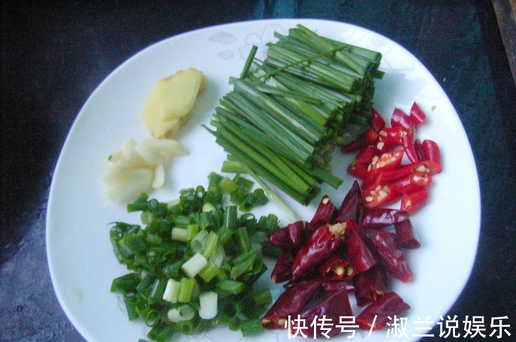 跟我学|跟我学做家常菜,辣炒蛏子,方法超简单