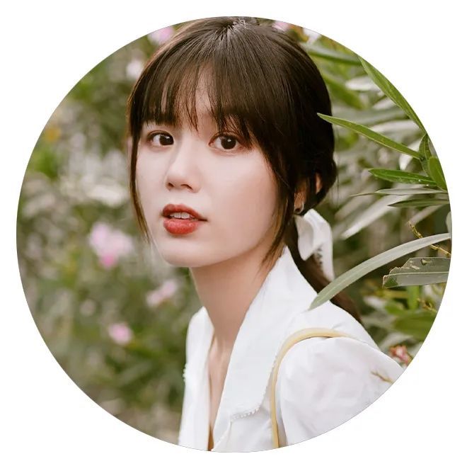 韩国小姐|小个子“不穿裤子”最显高！早秋流行这样穿，好看又时髦