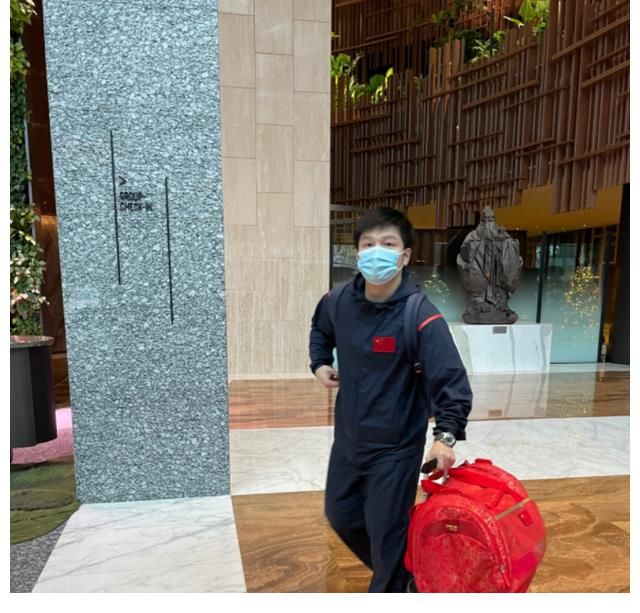 马龙|5冠王！樊振东创造了世界杯男单冠军数的新纪录，超过了马龙！
