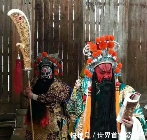 三国纷纭,彰显关公英雄本色