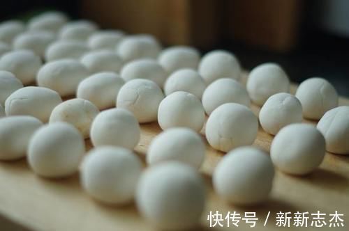 气血|真正补血的就是它,比阿胶还补血,每天一碗,气血足了,脸色更红润