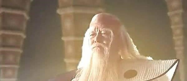 鸿钧!封神共有九大先天圣人, 女娲为何沦为垫底 这个秘密只有鸿钧知道!