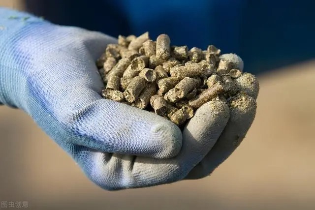 冬季钓鱼久不发窝,不妨试试这种打窝思路,鱼口马上会有变化