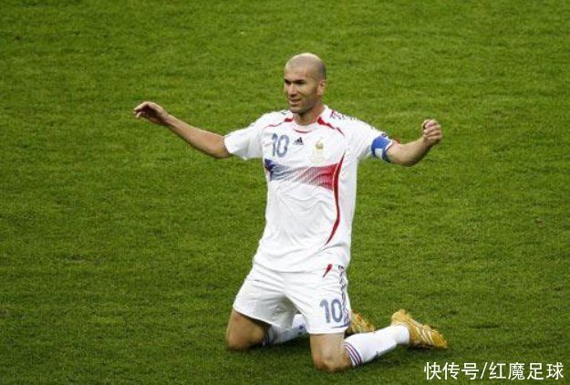 球星|盘点足坛同时拿过世界杯、欧冠和金球奖的八大球星!您认识几个?