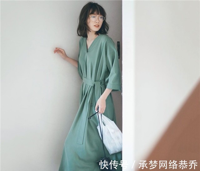 女人|真正有品位的女人,穿裙子都离不开这3个颜色,美得优雅又气质