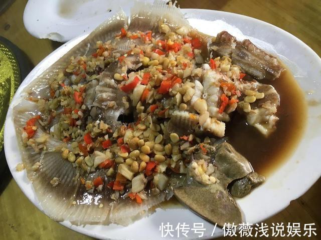 辣椒圈|学会这样做蒜泥蒸鱼肉，香而不腻又营养美味，一起来享受美食吧